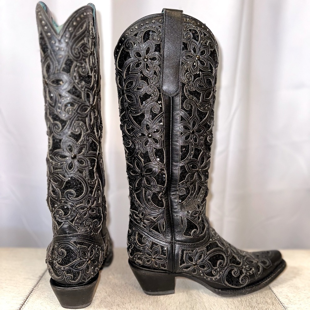 SOLD - Corral Women’s Floral Inlay Western Boots-Snip Toe